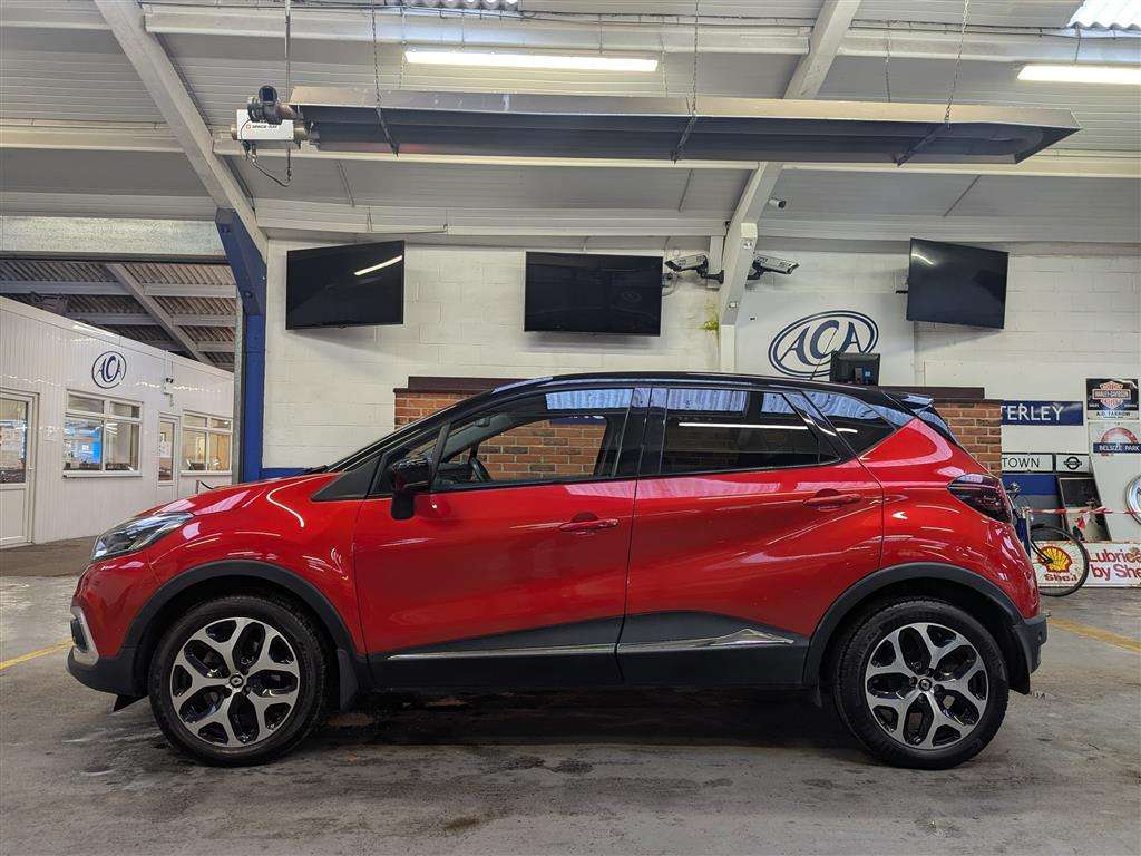 <p>2019 RENAULT CAPTUR GT LINE TCE</p>