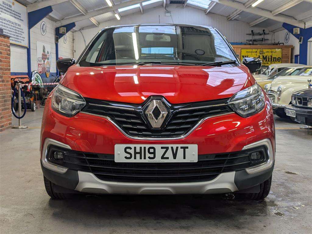 <p>2019 RENAULT CAPTUR GT LINE TCE</p>