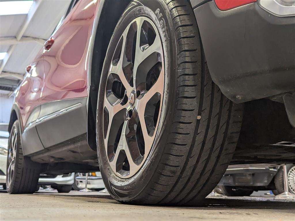 <p>2019 RENAULT CAPTUR GT LINE TCE</p>