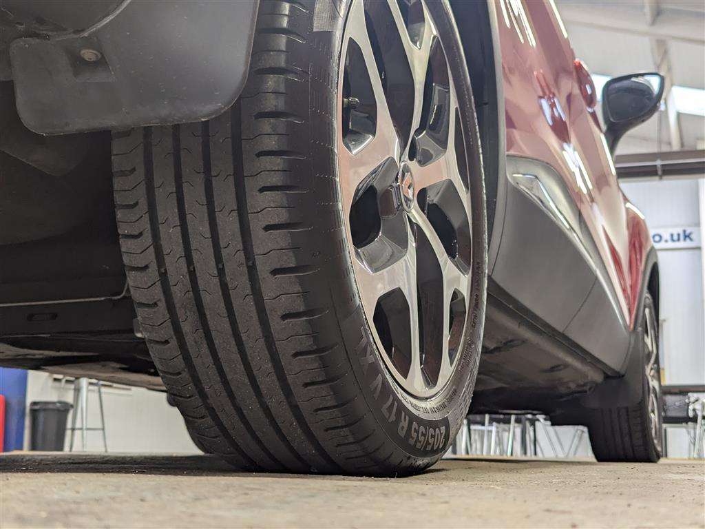 <p>2019 RENAULT CAPTUR GT LINE TCE</p>