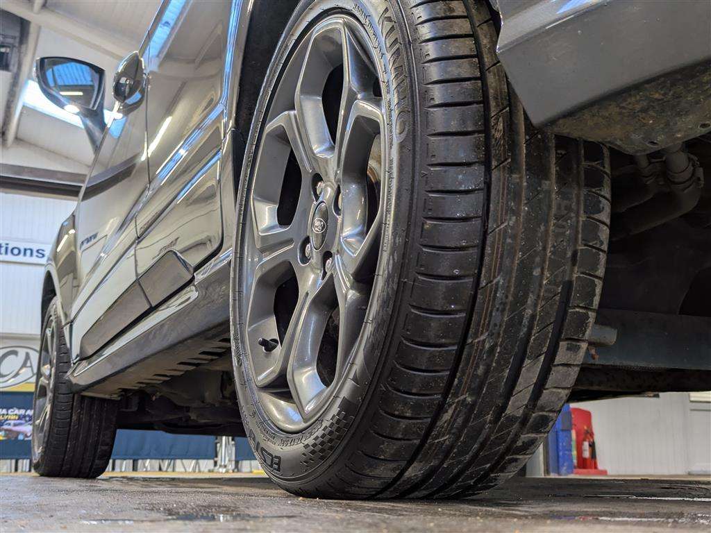 <p>2019 FORD ECOSPORT ST-LINE</p>