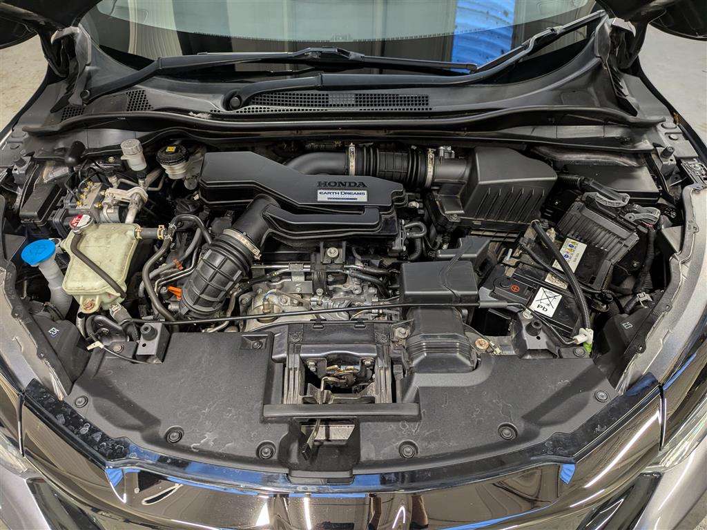 <p>2019 HONDA HR-V SPORT I-VTEC</p>