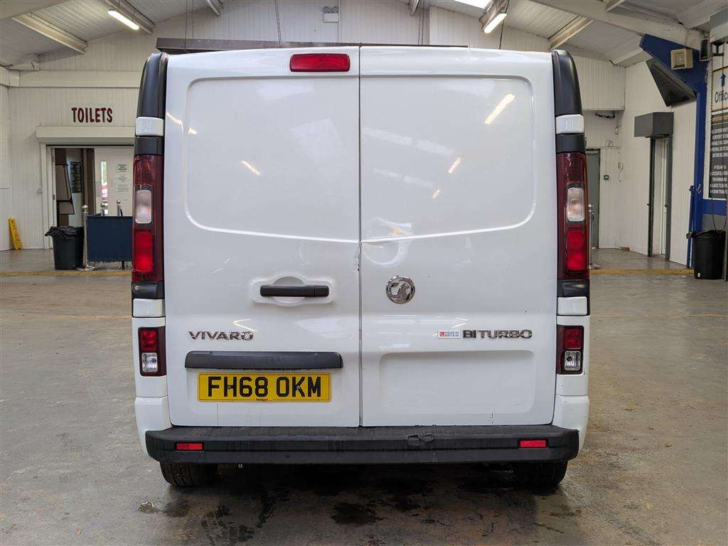 <p>2019 VAUXHALL VIVARO 2900 SPORT CDTI BT</p>