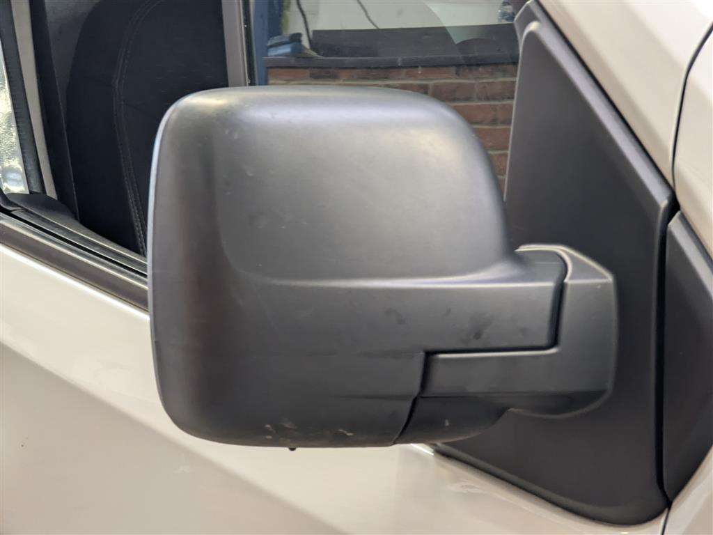 <p>2019 VAUXHALL VIVARO 2900 SPORT CDTI BT</p>