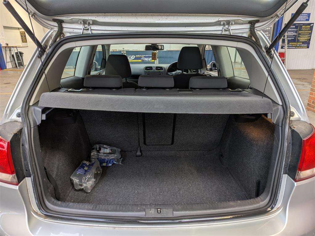 <p>2011 VOLKSWAGEN GOLF MATCH TDI BLUETECH</p>