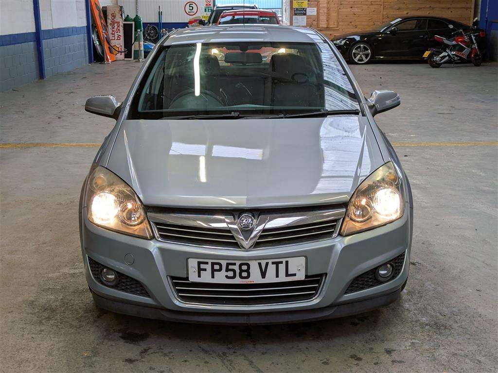<p>2008 VAUXHALL ASTRA SXI</p>