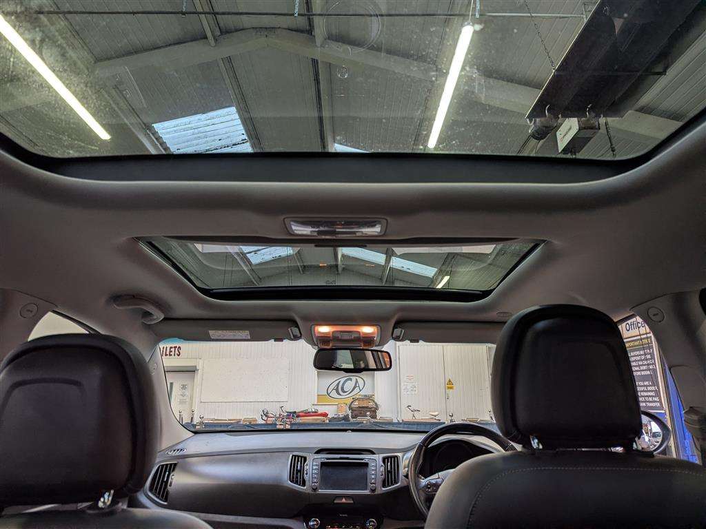 <p>2013 KIA SPORTAGE 3 SAT NAV CRDI</p>
