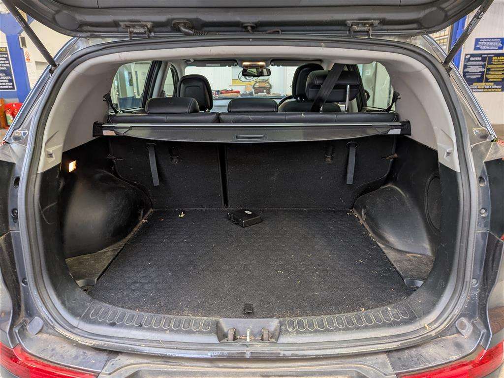 <p>2013 KIA SPORTAGE 3 SAT NAV CRDI</p>