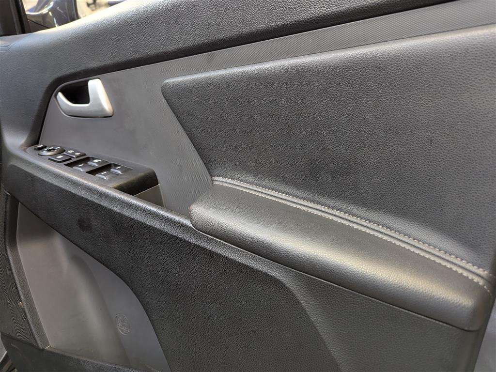 <p>2013 KIA SPORTAGE 3 SAT NAV CRDI</p>