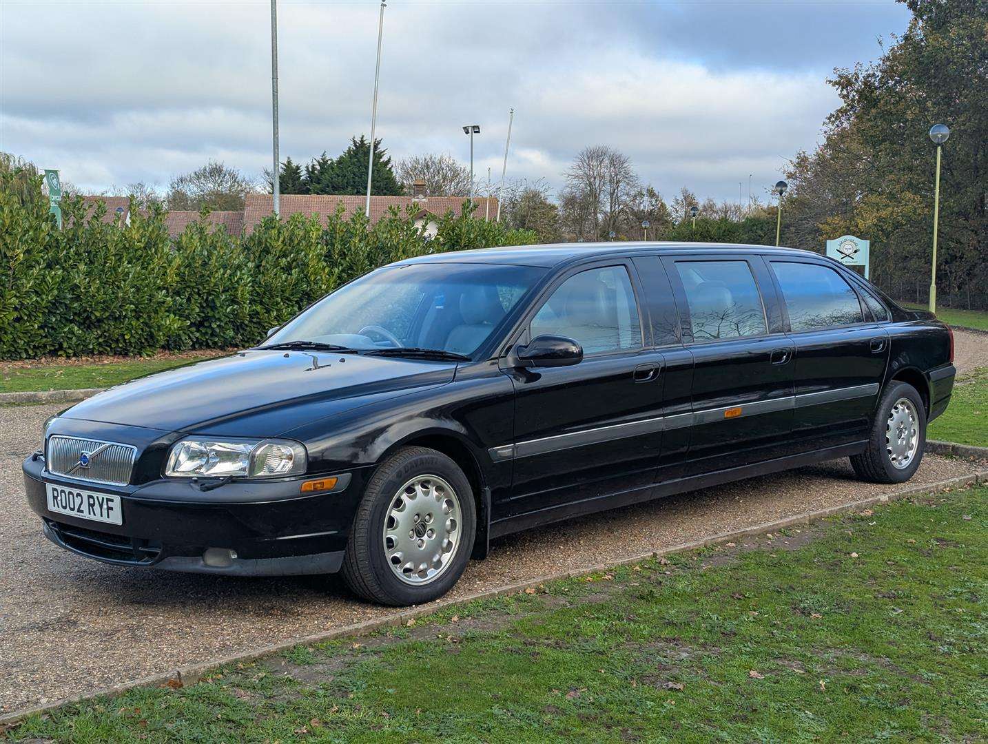 <p>2002 VOLVO S80</p>