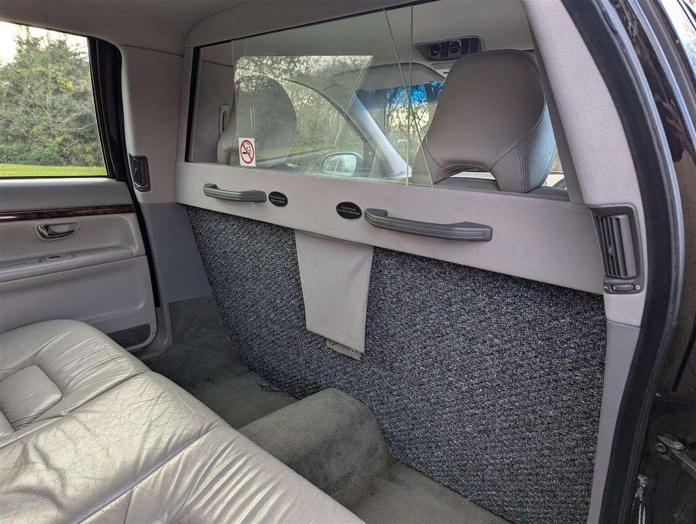 <p>2002 VOLVO S80</p>