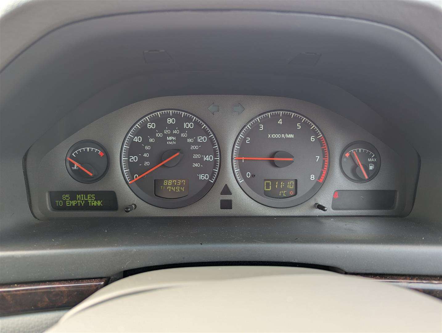 <p>2002 VOLVO S80</p>