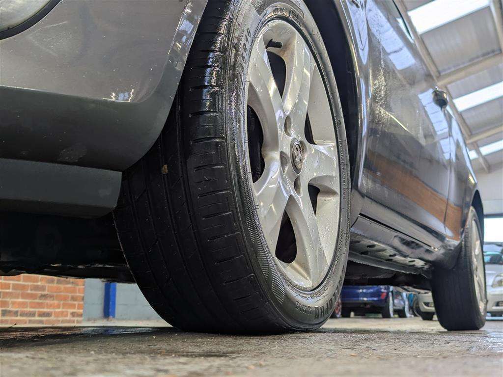 <p>2011 VAUXHALL CORSA SXI</p>