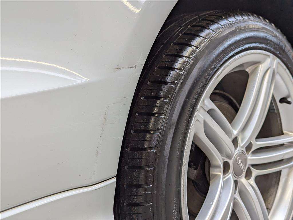 <p>2011 AUDI Q5 S LINE TDI QUATTRO AUTO</p>