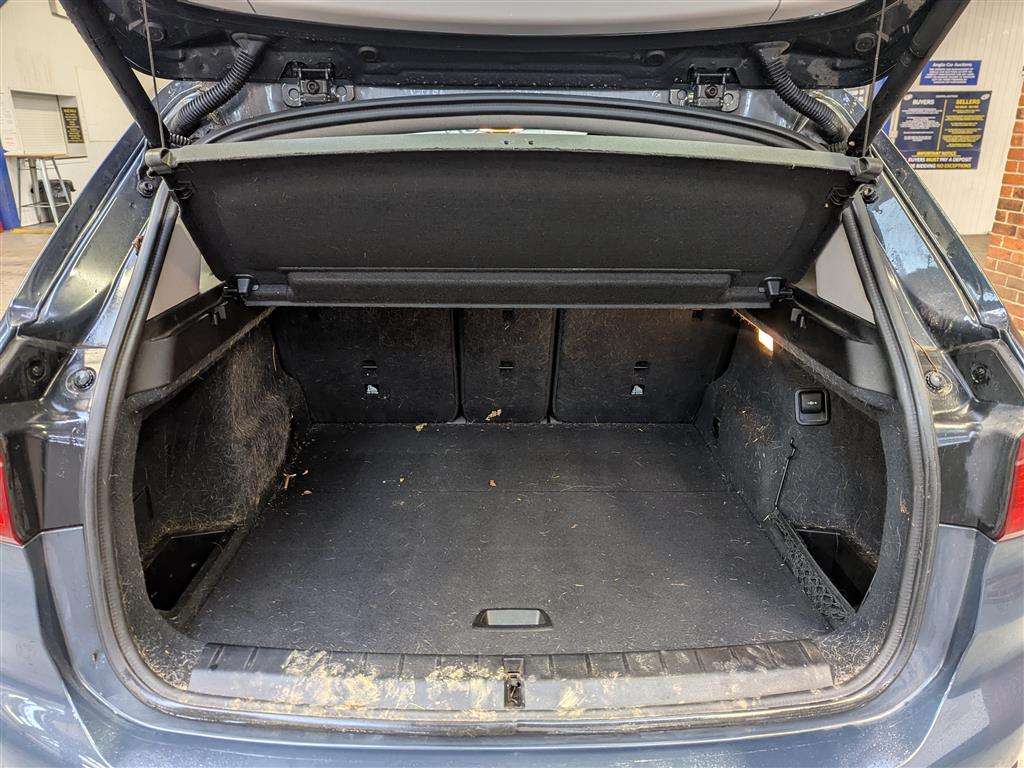 <p>2016 BMW X1 SDRIVE18D SPORT AUTO</p>