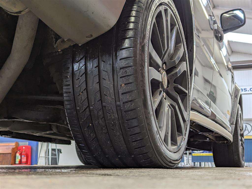 <p>2010 LAND ROVER RANGE ROVER SP HSE TDV6 AUTO</p>