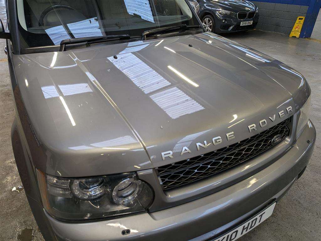 <p>2010 LAND ROVER RANGE ROVER SP HSE TDV6 AUTO</p>