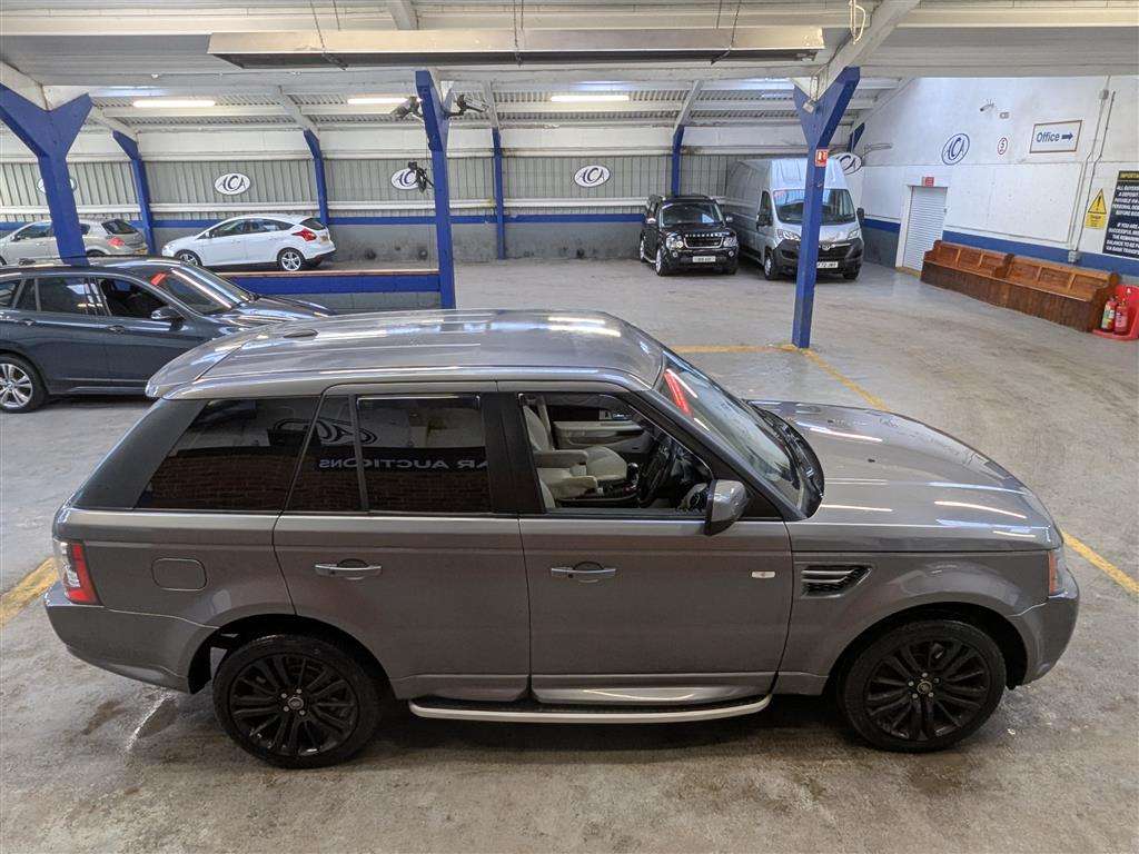<p>2010 LAND ROVER RANGE ROVER SP HSE TDV6 AUTO</p>