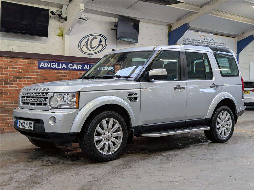 <p>2012 LAND ROVER DISCOVERY HSE SDV6 AUTO</p>