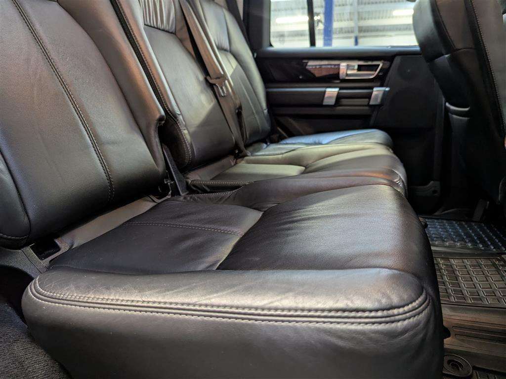 <p>2012 LAND ROVER DISCOVERY HSE SDV6 AUTO</p>