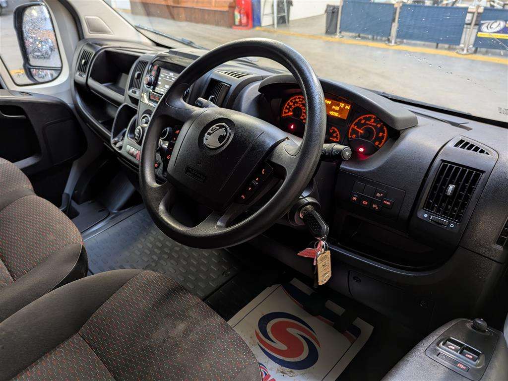 <p>2022 VAUXHALL MOVANO L3H3 F3500 DYN T D</p>