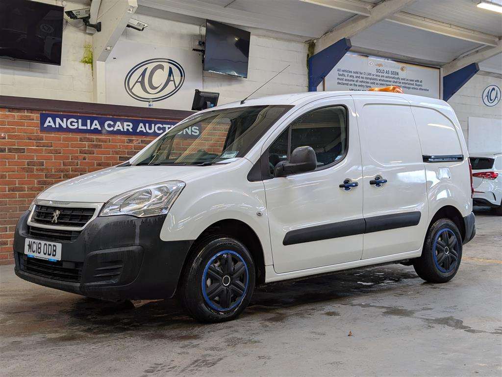 <p>2018 PEUGEOT PARTNER SE L1 BLUE HDI</p>
