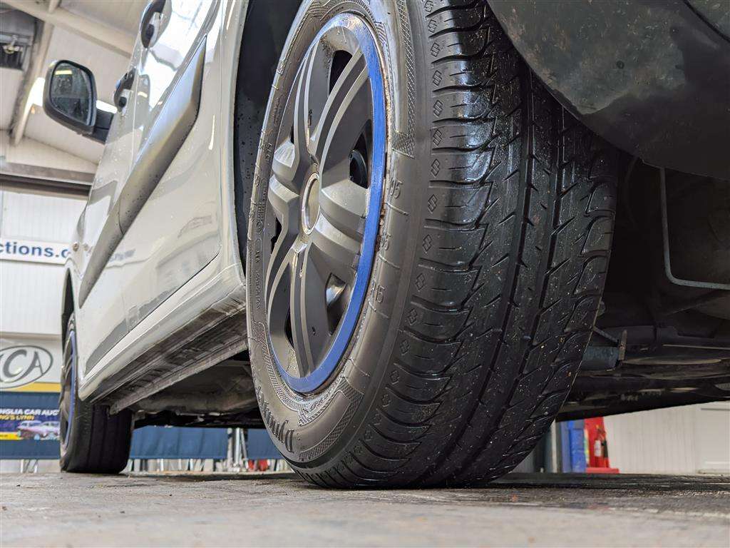 <p>2018 PEUGEOT PARTNER SE L1 BLUE HDI</p>