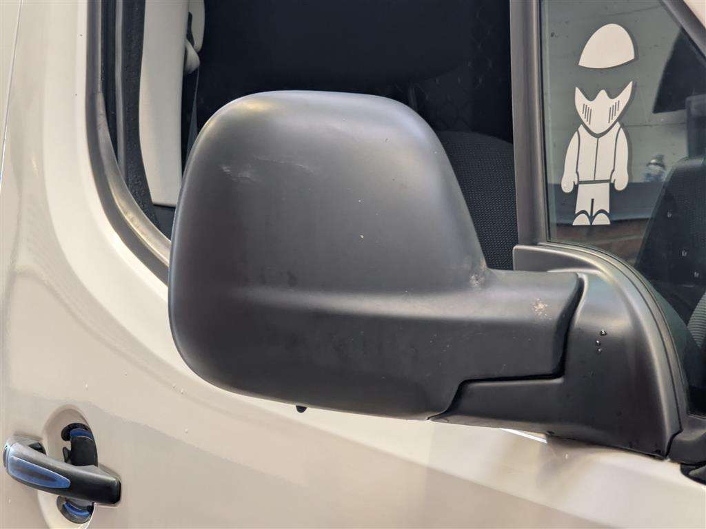 <p>2018 PEUGEOT PARTNER SE L1 BLUE HDI</p>