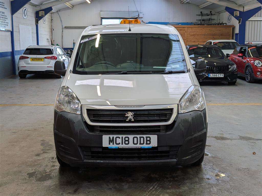 <p>2018 PEUGEOT PARTNER SE L1 BLUE HDI</p>