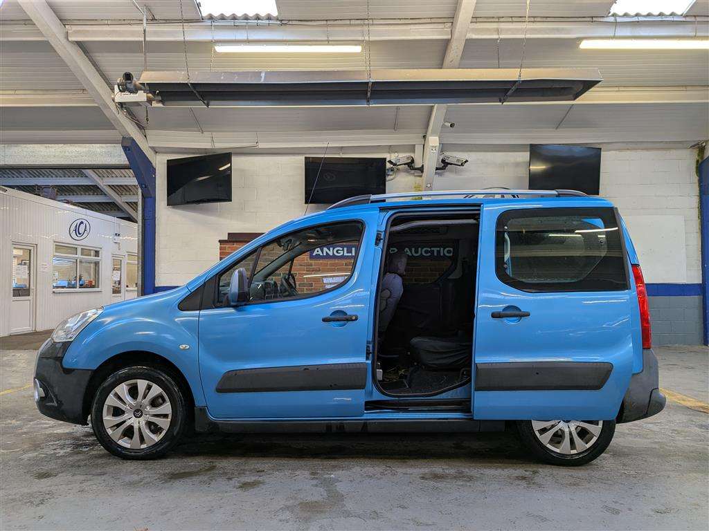 <p>2011 CITROEN BERLINGO MSPACE XTR HDI91</p>