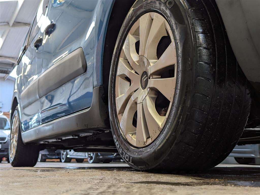 <p>2011 CITROEN BERLINGO MSPACE XTR HDI91</p>