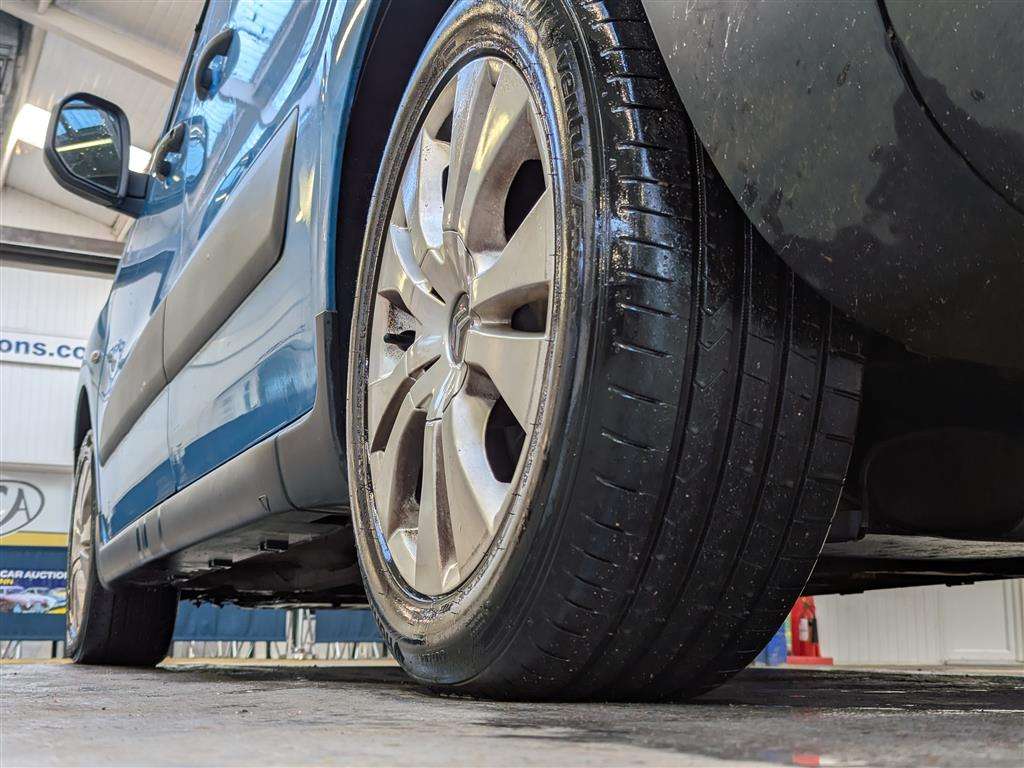 <p>2011 CITROEN BERLINGO MSPACE XTR HDI91</p>