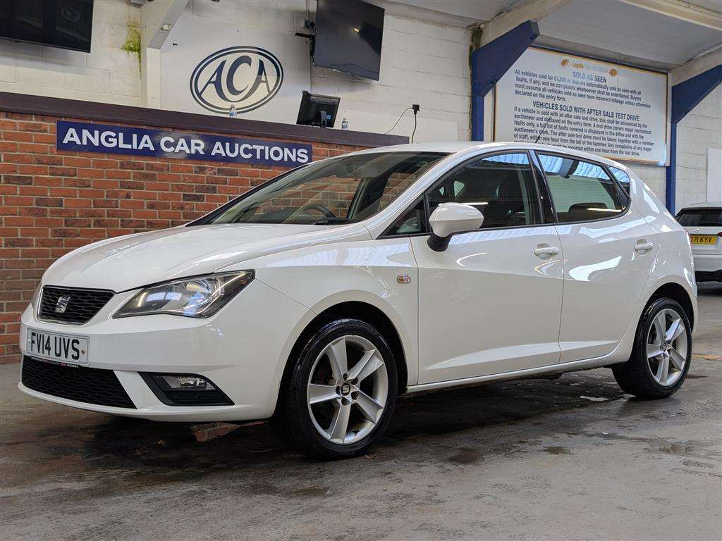 <p>2014 SEAT IBIZA TOCA</p>