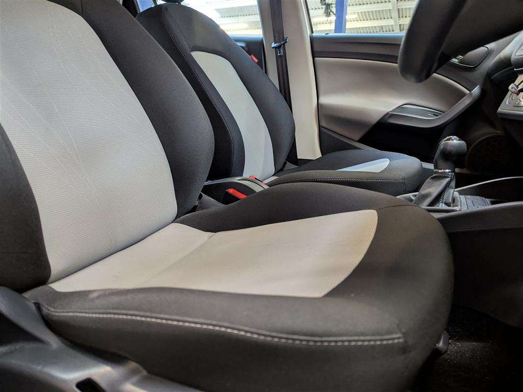 <p>2014 SEAT IBIZA TOCA</p>