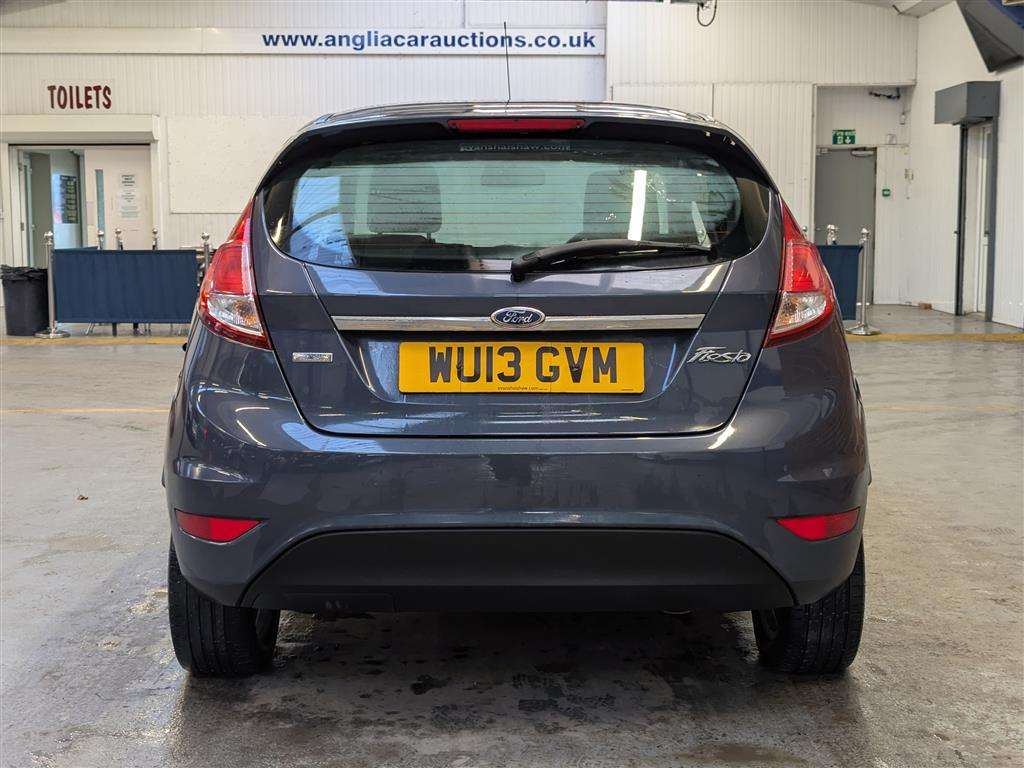 <p>2013 FORD FIESTA ZETEC</p>