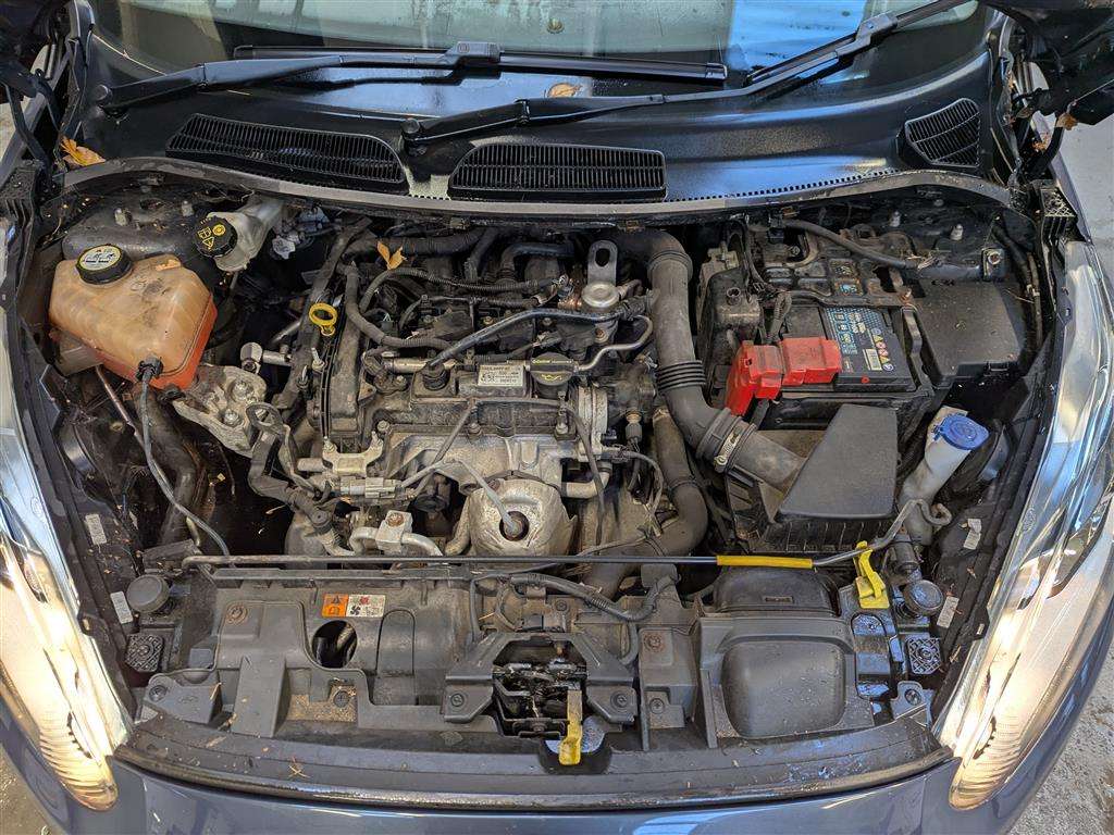 <p>2013 FORD FIESTA ZETEC</p>