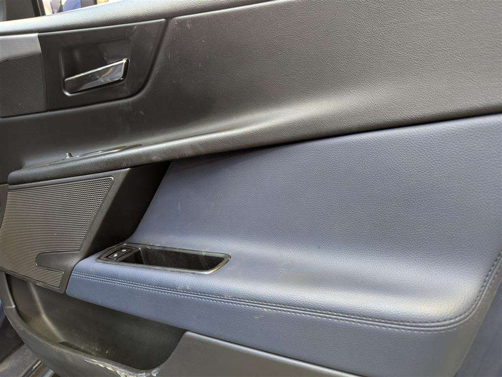 <p>2016 JAGUAR XE R-SPORT D AUTO</p>