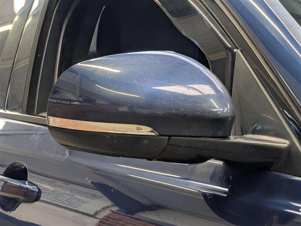 <p>2016 JAGUAR XE R-SPORT D AUTO</p>