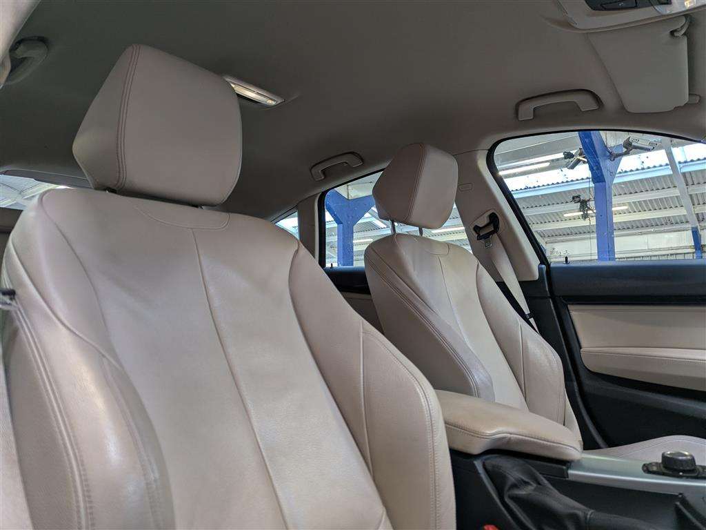 <p>2015 BMW 318D SPORT GT AUTO</p>