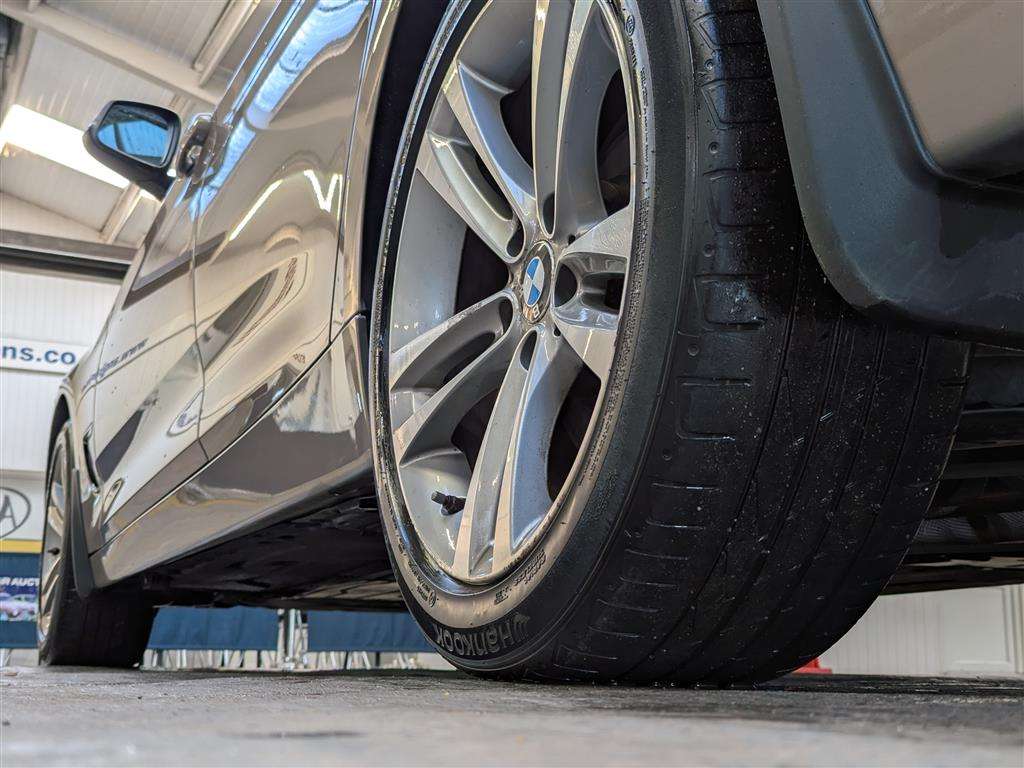 <p>2015 BMW 318D SPORT GT AUTO</p>