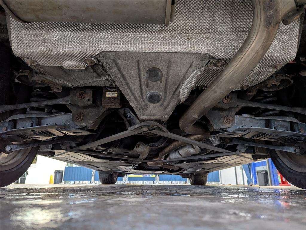 <p>2015 BMW 318D SPORT GT AUTO</p>