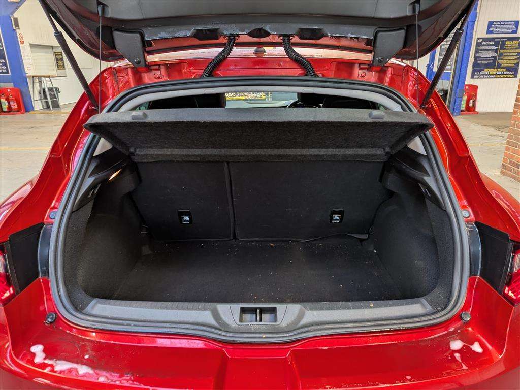 <p>2016 RENAULT MEGANE DYNAMIQUE S NAV DC</p>