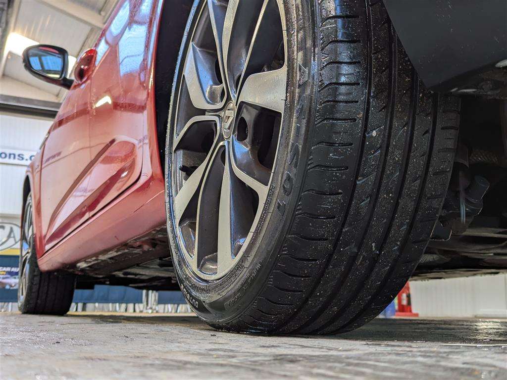 <p>2016 RENAULT MEGANE DYNAMIQUE S NAV DC</p>