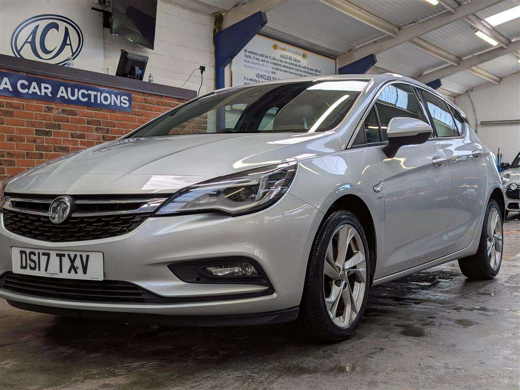 <p>2017 VAUXHALL ASTRA SRI NAV TURBO</p>