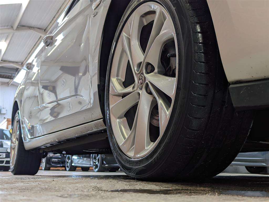 <p>2017 VAUXHALL ASTRA SRI NAV TURBO</p>