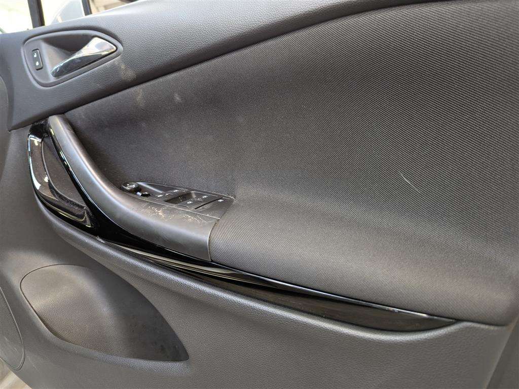 <p>2017 VAUXHALL ASTRA SRI NAV TURBO</p>