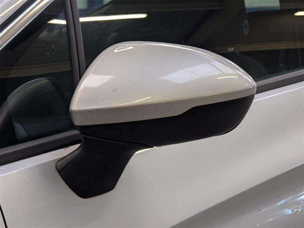 <p>2017 VAUXHALL ASTRA SRI NAV TURBO</p>