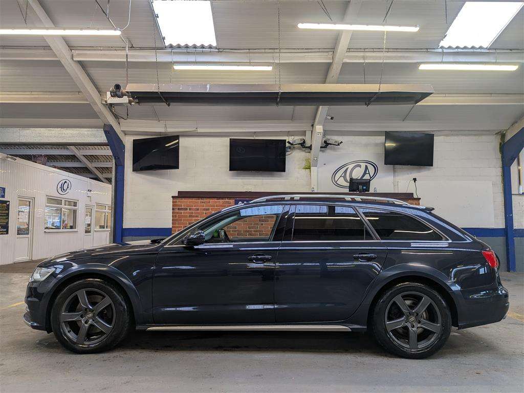 <p>2012 AUDI A6 ALLROAD TDI QUATTRO A</p>