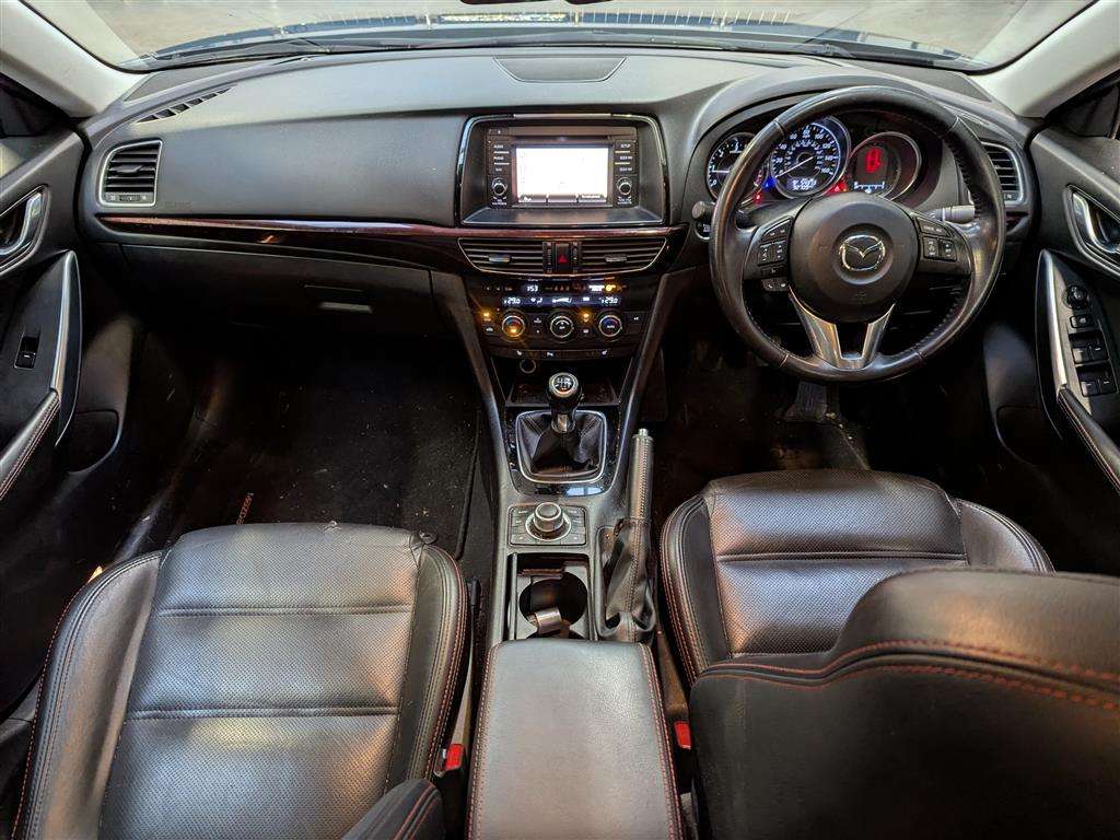 <p>2013 MAZDA 6 SPORT NAV D</p>