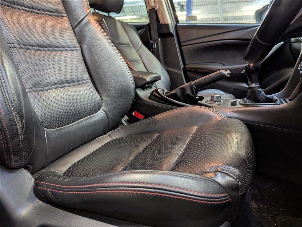 <p>2013 MAZDA 6 SPORT NAV D</p>